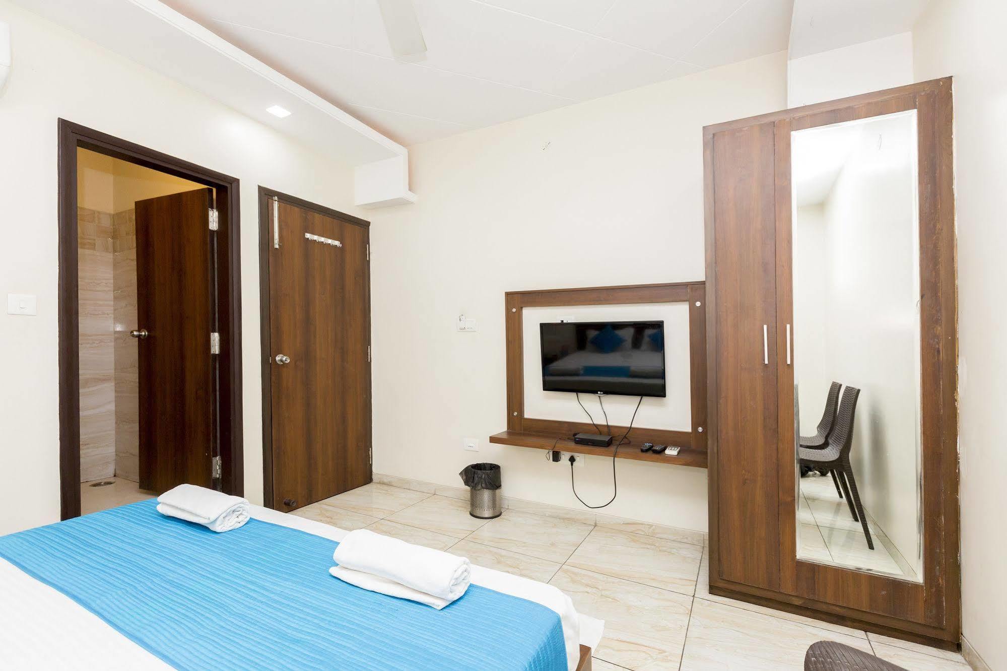 Hotel Sunday Inn Jaipur Bagian luar foto