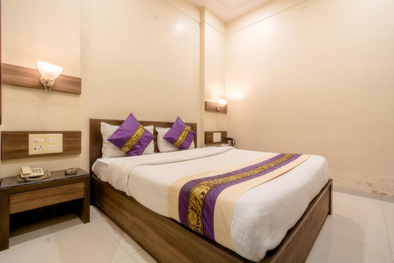 Hotel Sunday Inn Jaipur Bagian luar foto