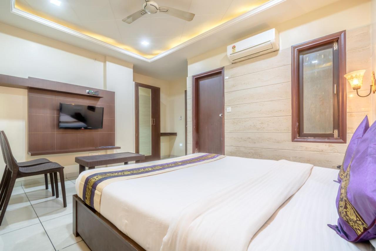 Hotel Sunday Inn Jaipur Bagian luar foto