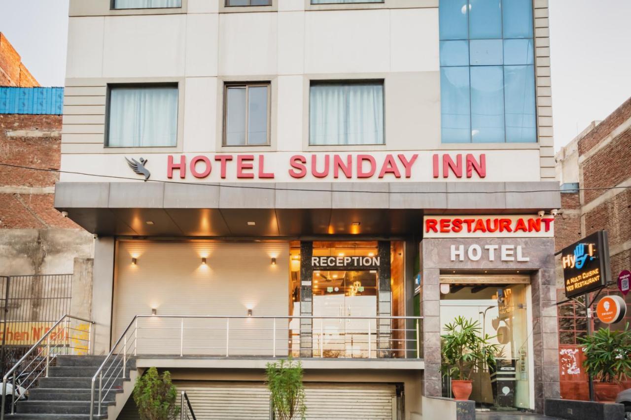 Hotel Sunday Inn Jaipur Bagian luar foto