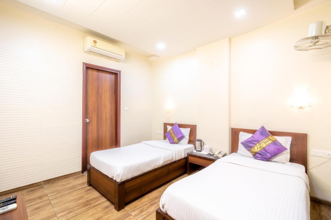 Hotel Sunday Inn Jaipur Bagian luar foto