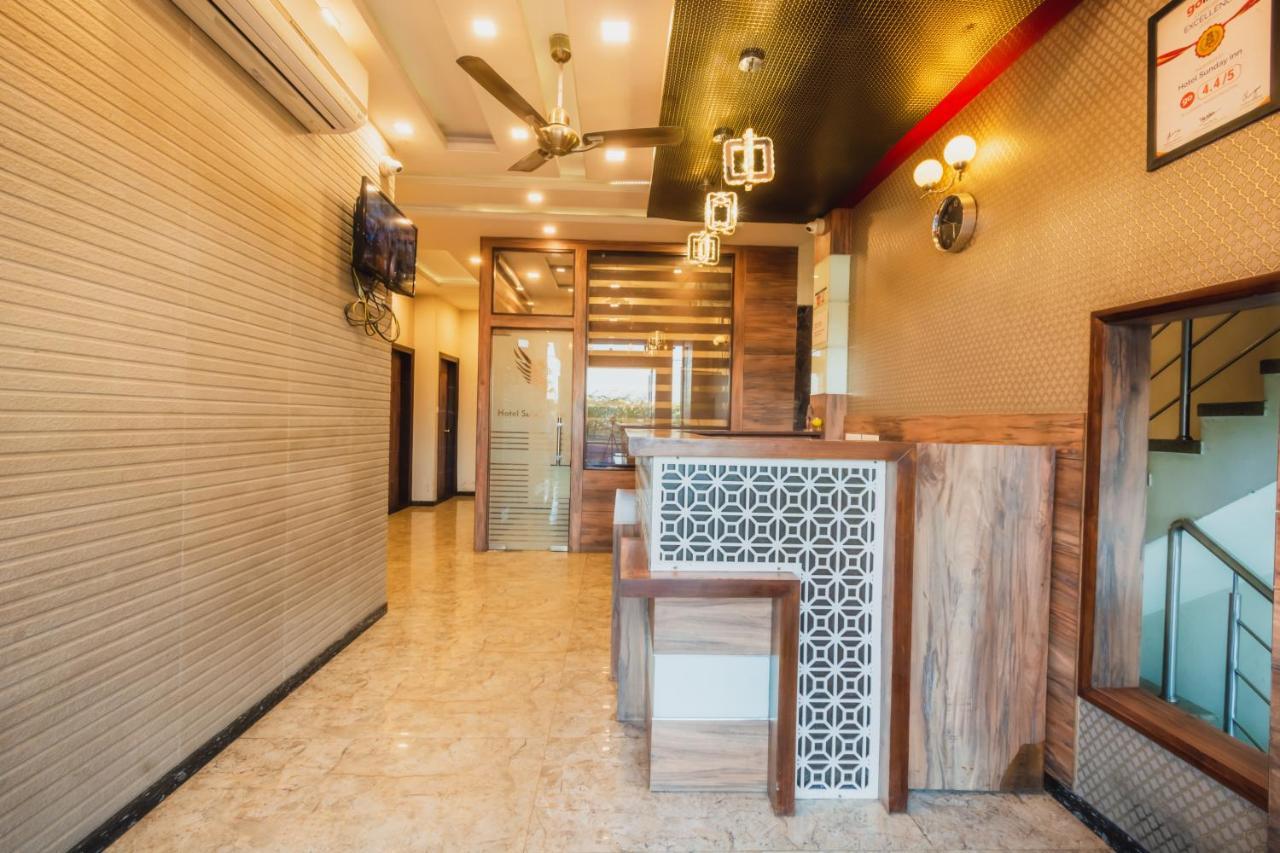 Hotel Sunday Inn Jaipur Bagian luar foto