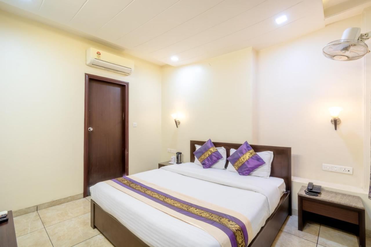 Hotel Sunday Inn Jaipur Bagian luar foto