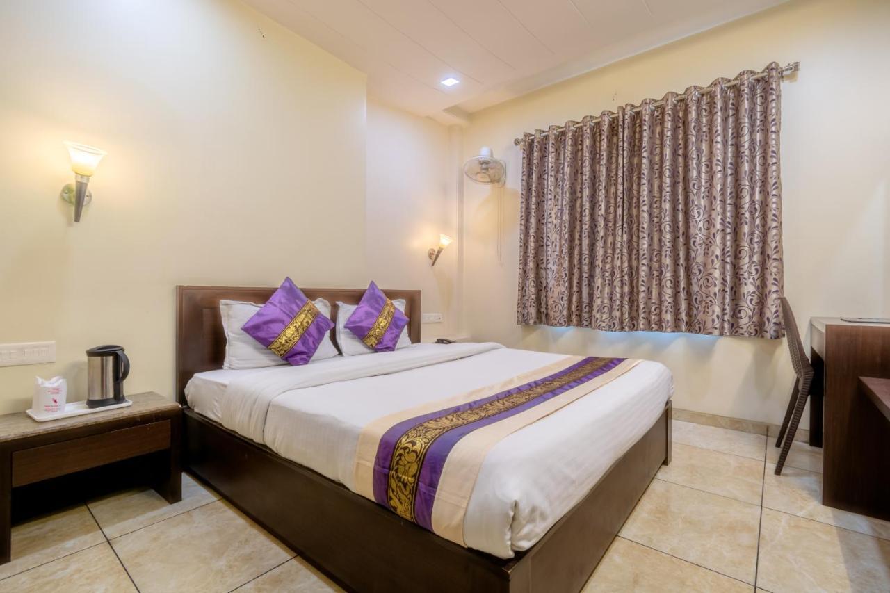 Hotel Sunday Inn Jaipur Bagian luar foto